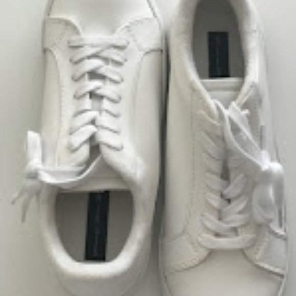Steven by Steve Madden Sneakers - NWOT - Left Size 10M, Right Size 9.5M - Picture 1 of 6